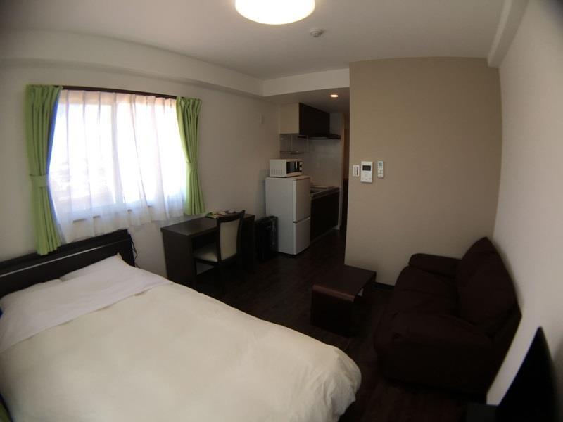 มิสเตอร์ คินโจ ไวโอเล็ต Aparthotel นาฮะ ภายนอก รูปภาพ